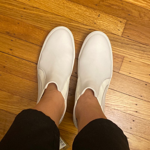 ⬆️ TOMS Bryce White Leather Slip On High Top Sneakers - Picture 3 of 8